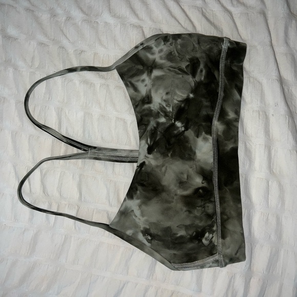 lululemon flow Y nulu Green Tie-Dye Sports Bra (A-C cup) - Picture 2 of 4